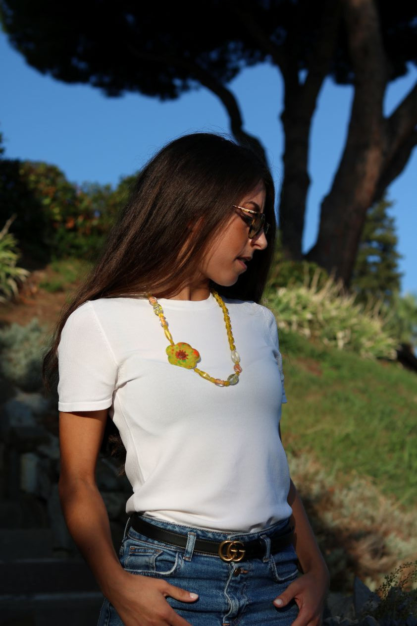15.Brina – Collana in Vetro e Madreperla Dipinta