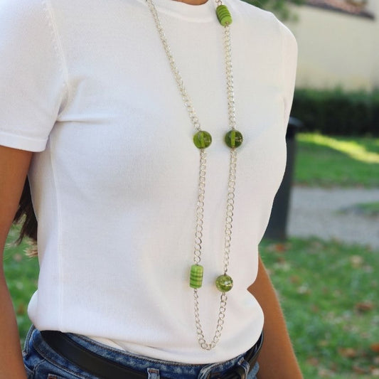 11.Nefra – Collana con Catena e Perle di Vetro