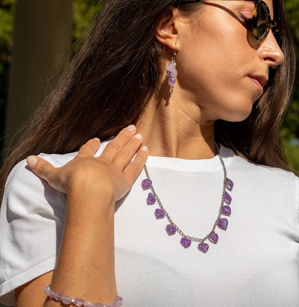 26.Thalya – Collana con Catena e Cuori di Ametista