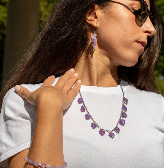 26.Thalya – Collana con Catena e Cuori di Ametista